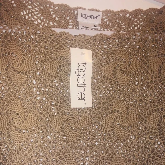 Tunic - Picture 3 of 12